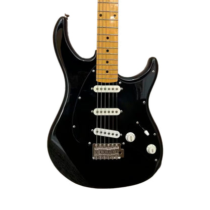 Guitarra Eléctrica Raptor Custom 3018150 RAPTOR CUSTOM BLACK PEAVEY